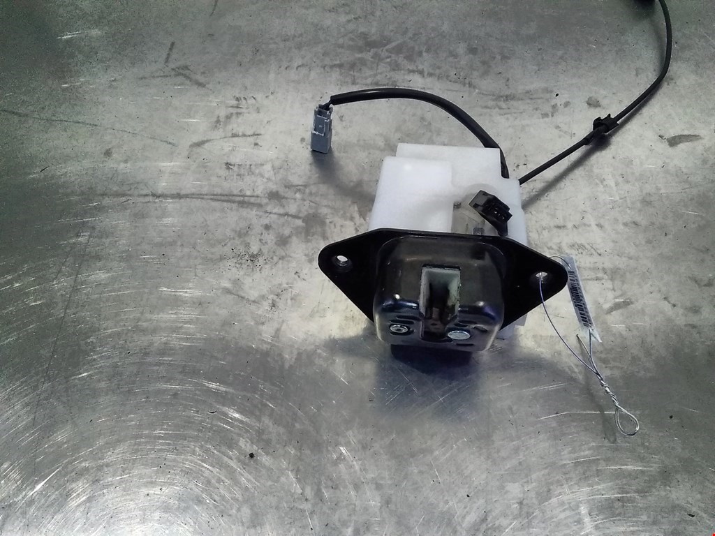 Замок багажника (крышки двери) HONDA FR-V 2004-2009