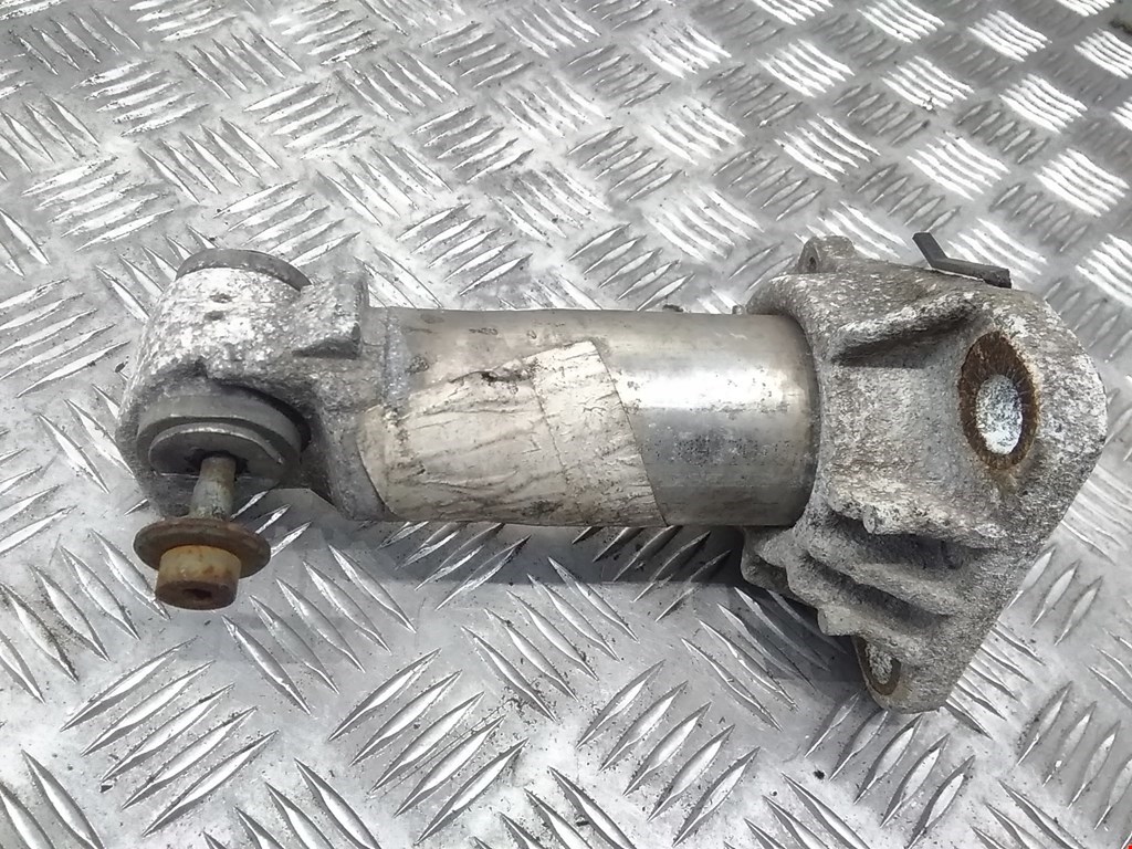 Отбойник бампера передний левый Audi A4 B6 (2000-2006)