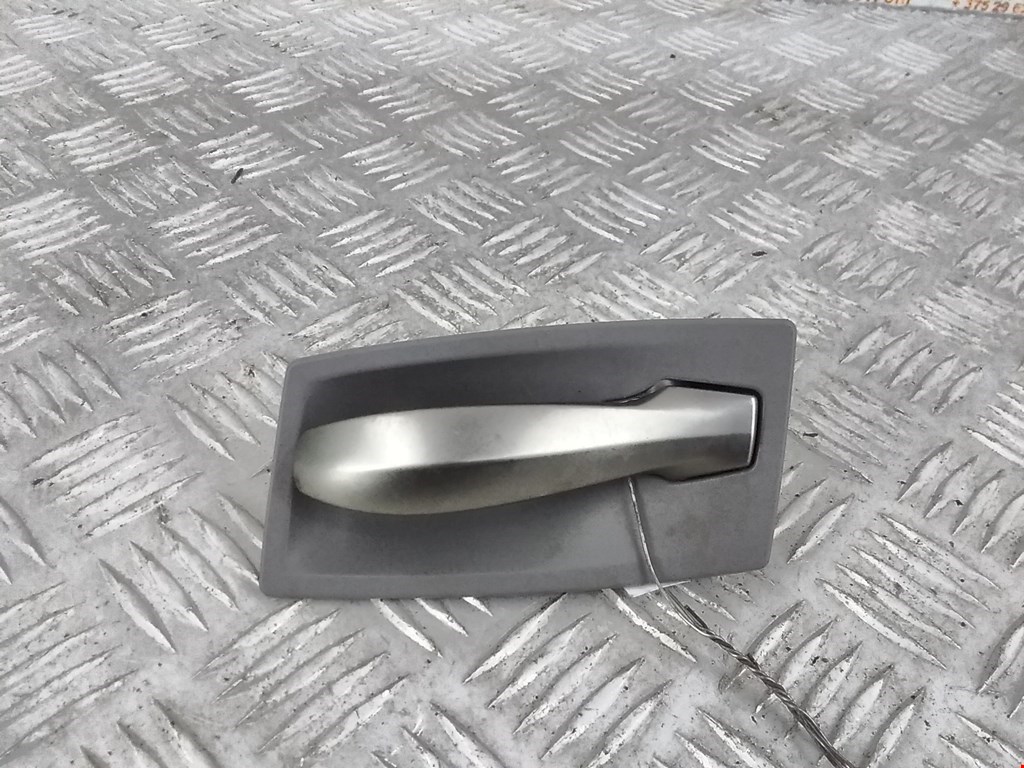 Ручка дверная задняя внутренняя левая BMW 5er 5 серия E60/E61 2003-2010