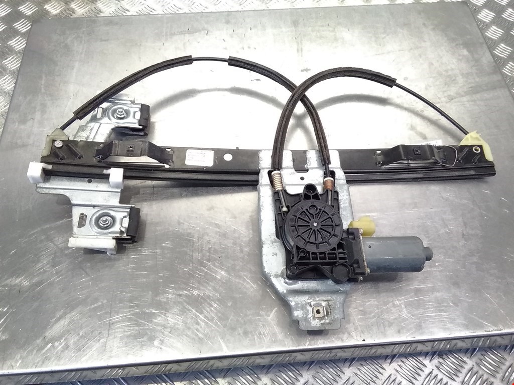 Стеклоподъемник задний левый CHEVROLET TrailBlazer 2001-2008