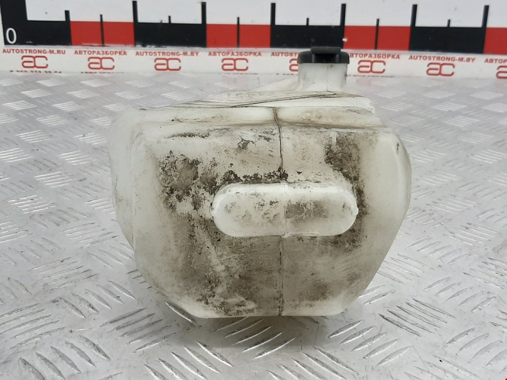 Бачок омывателя RENAULT Sandero 2009-2014