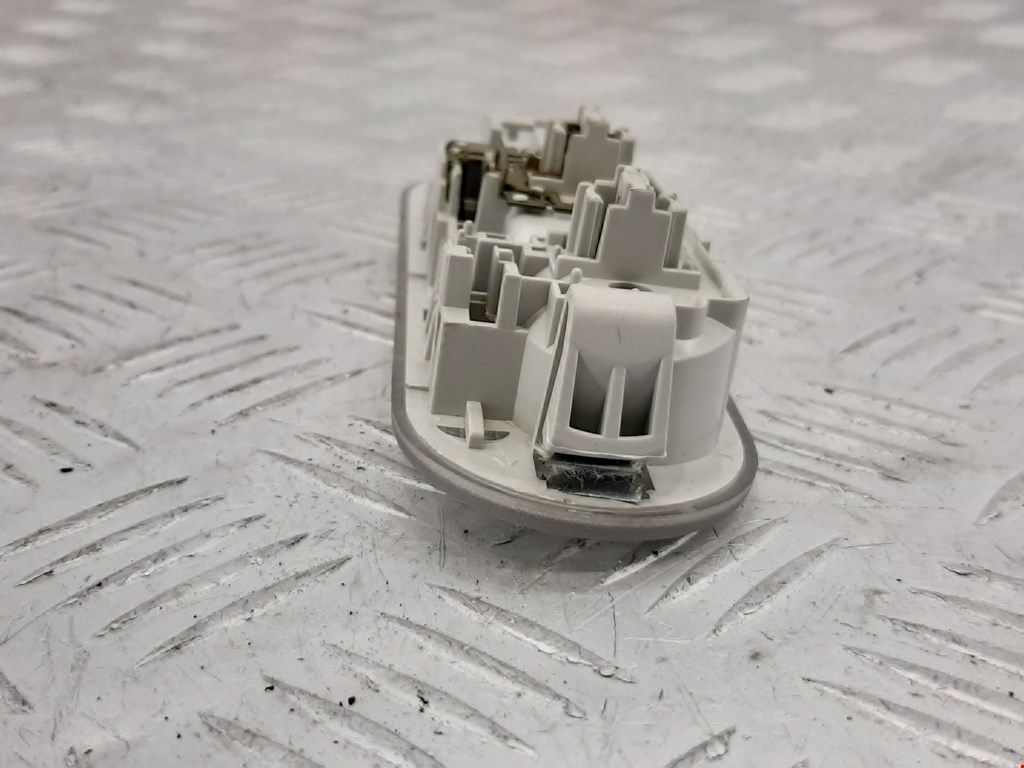 Плафон салонный (салона фонарь) RENAULT Sandero 2009-2014