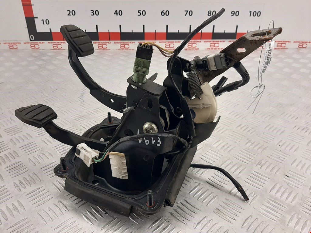 Блок педалей (педальный узел) RENAULT Megane I 1996-2002