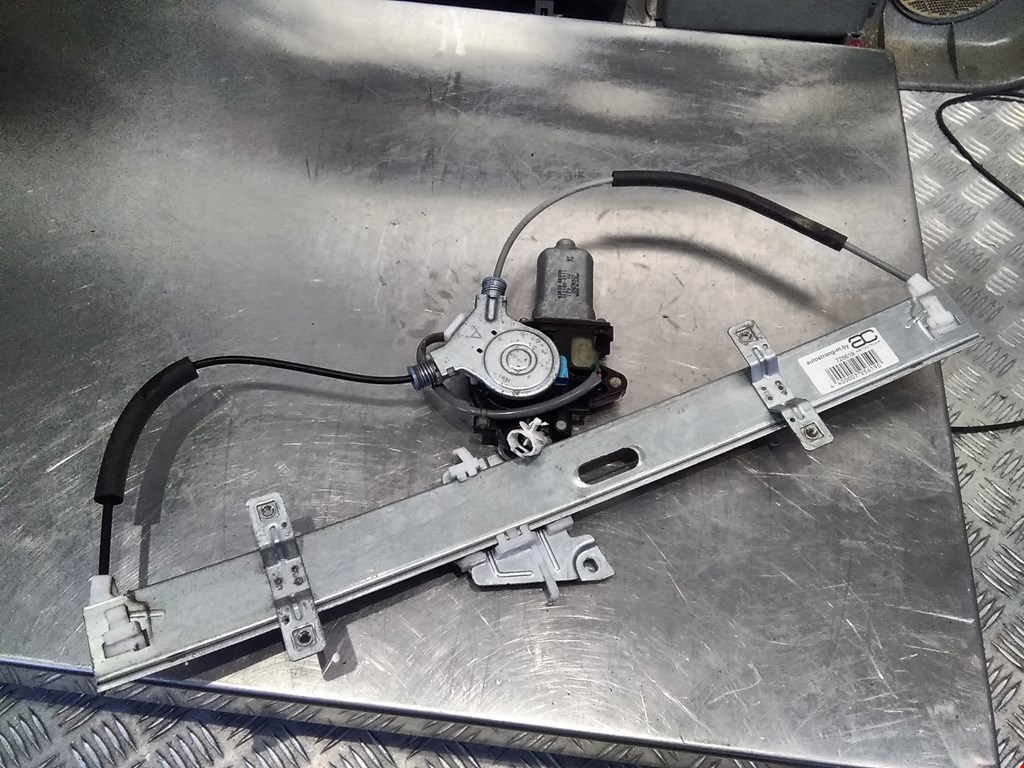 Стеклоподъемник передний правый SUZUKI XL7 I 1998-2006