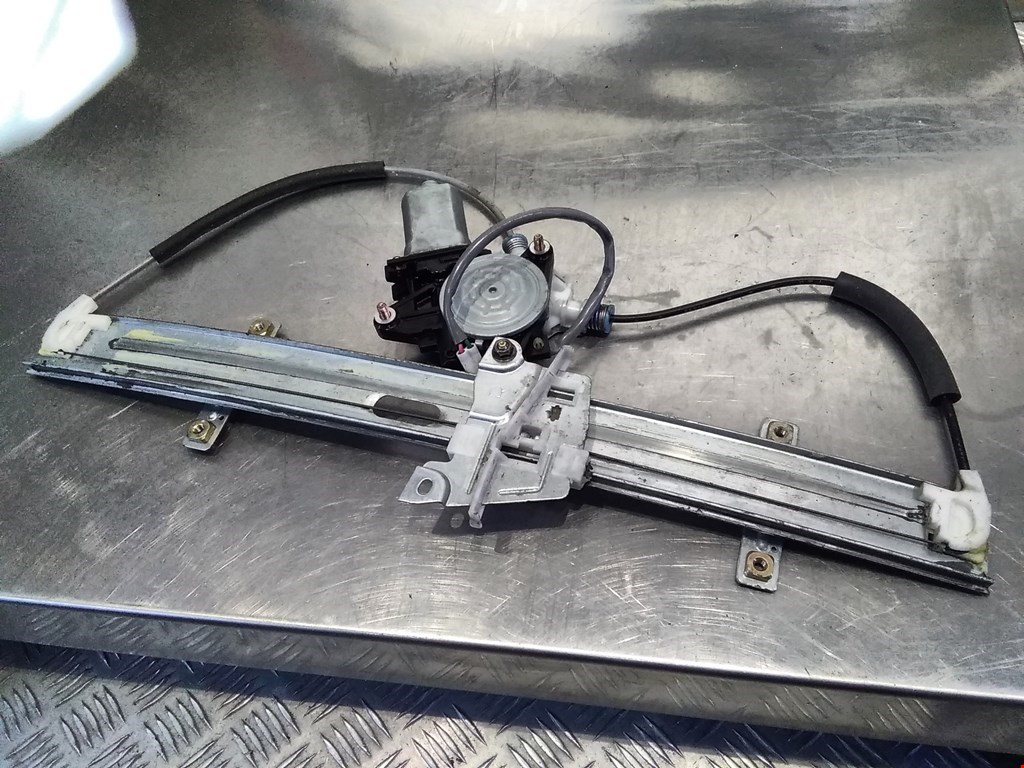 Стеклоподъемник передний правый SUZUKI XL7 I 1998-2006