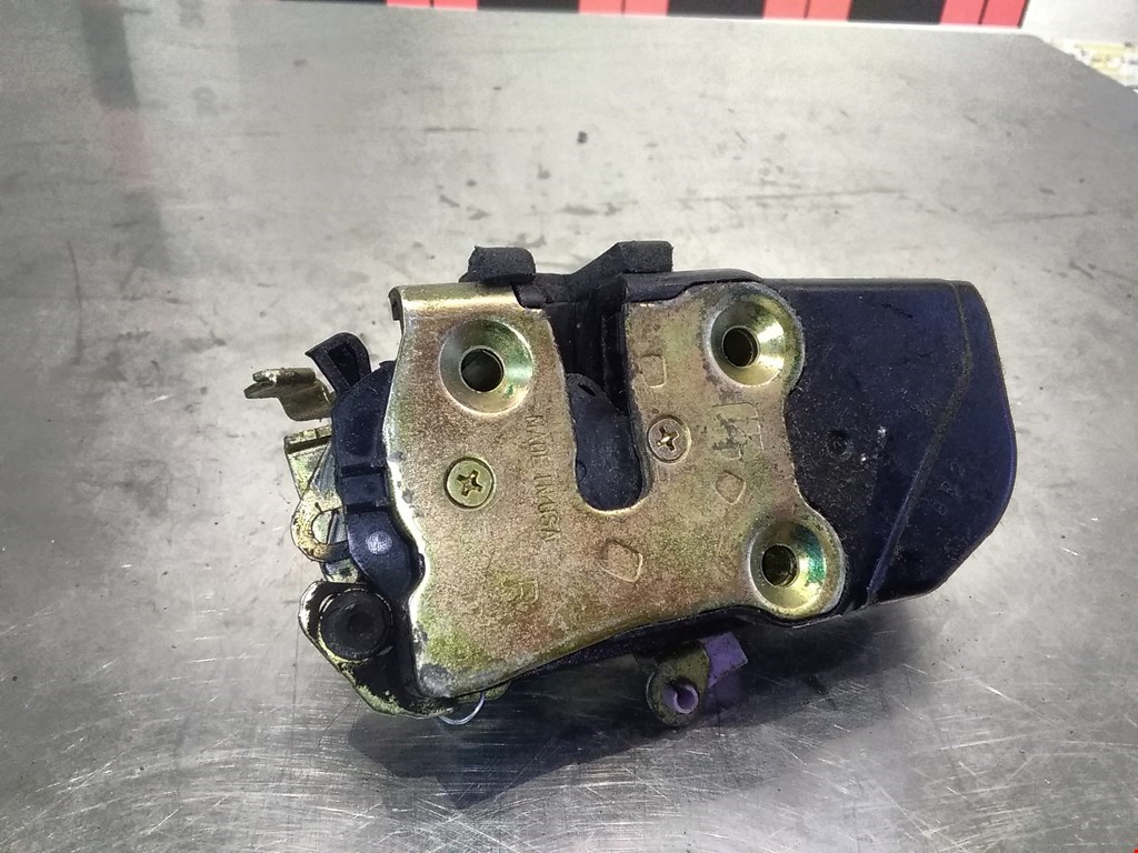 Замок двери передней правой CHRYSLER 300 M 300M 1998-2004