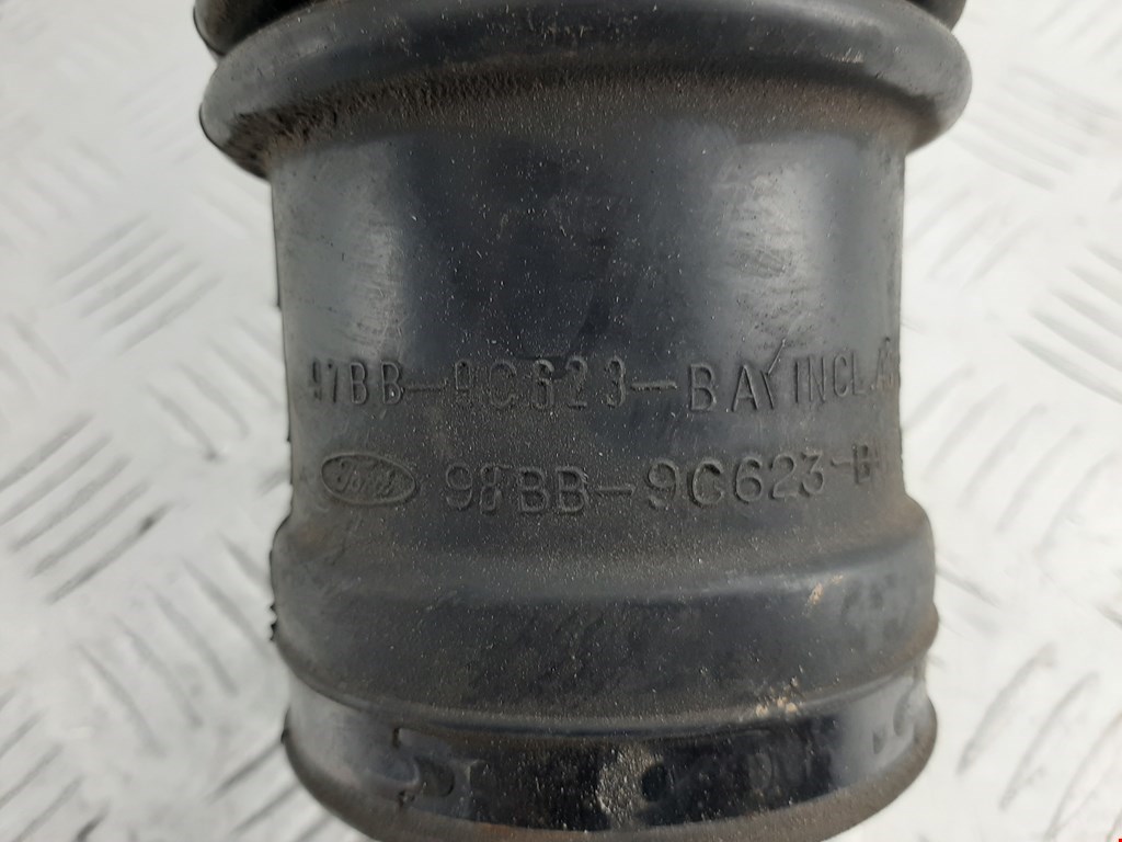 Патрубок воздушного фильтра FORD Mondeo II 1996-2000