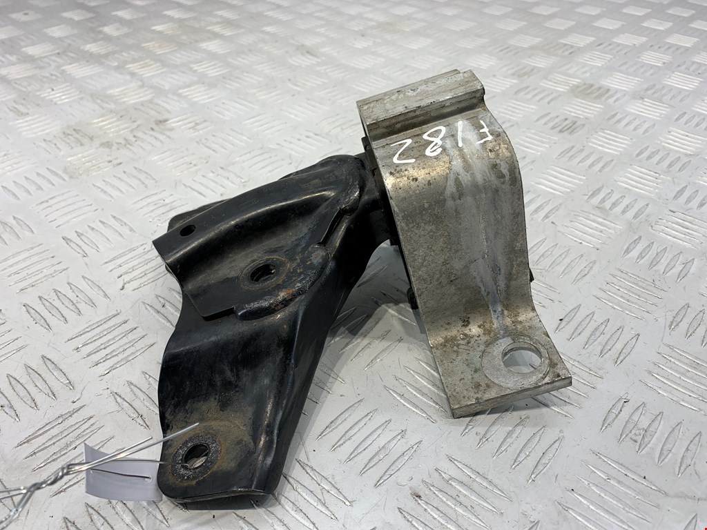 Подушка (опора) крепления двигателя Renault Sandero 1 (2007-2014)