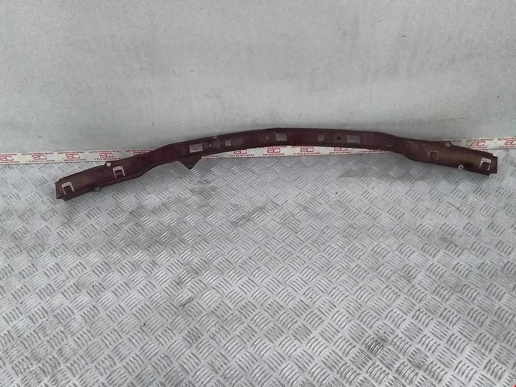 Кронштейн переднего бампера центральный NISSAN X-Trail T30 2000-2007