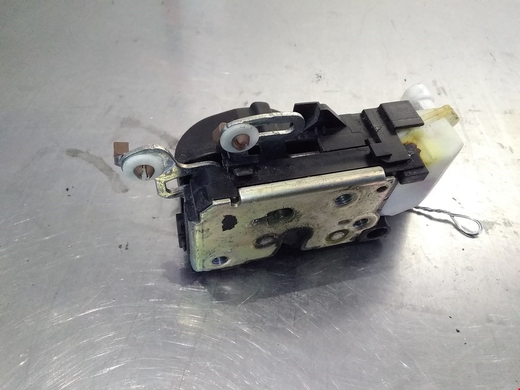 Замок двери передней правой ALFA ROMEO 147 2000-2010