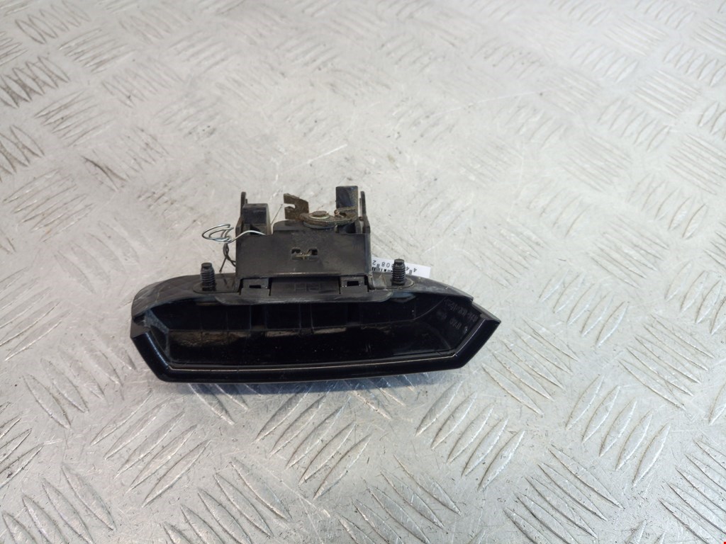 Ручка двери задней наружная правая INFINITI QX56/QX80 2004-2010