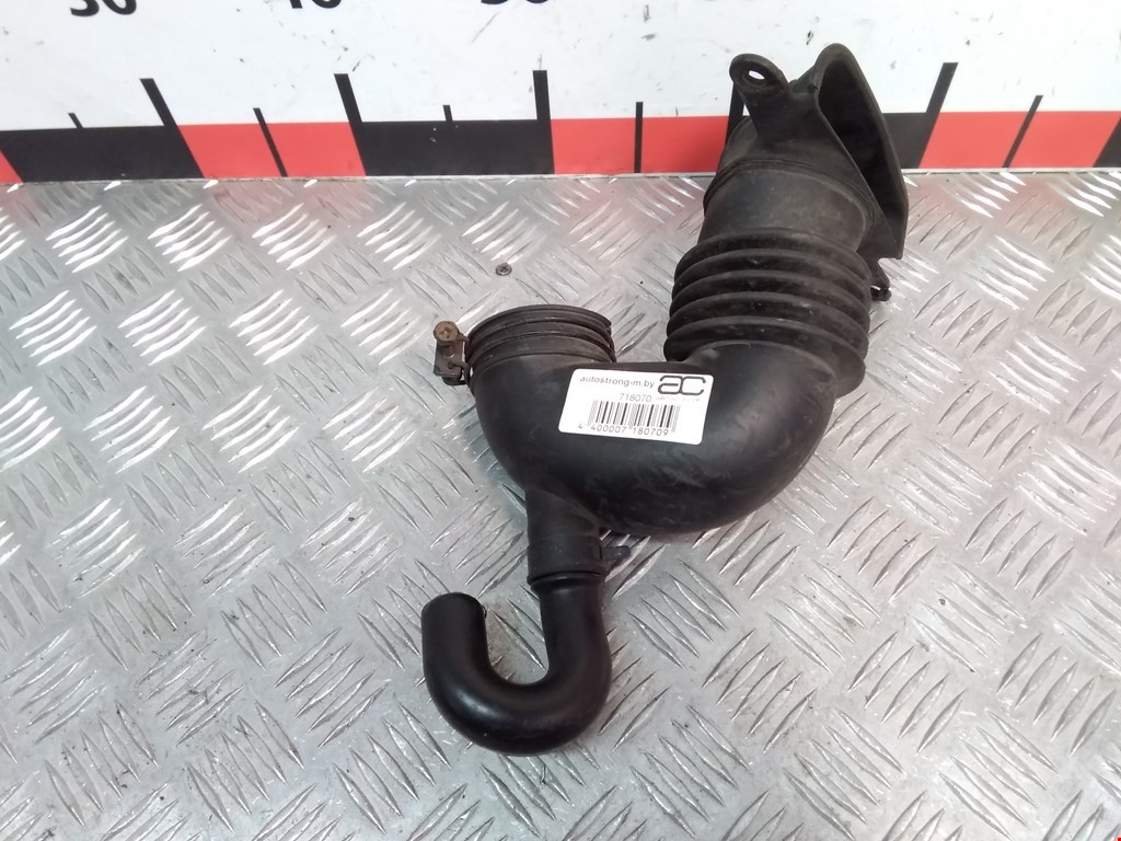 Патрубок воздушного фильтра (гофра инжектора) Kia Picanto 1 (2004-2011)