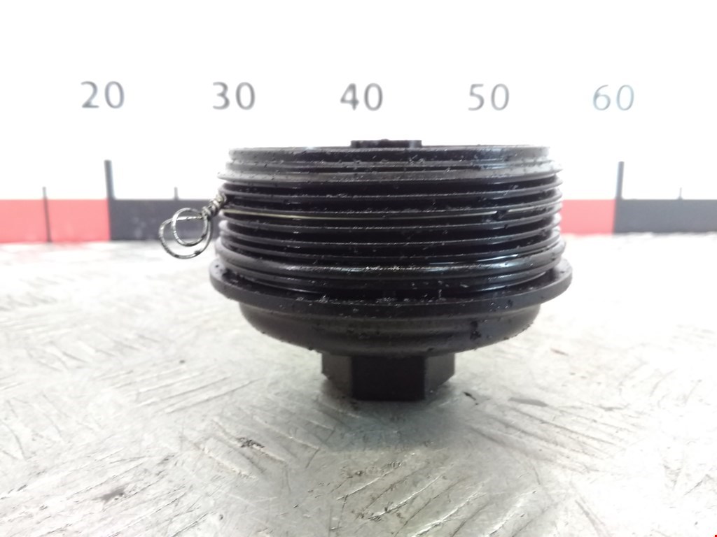 Крышка масляного фильтра Volkswagen Caddy 3 (2004-2015)