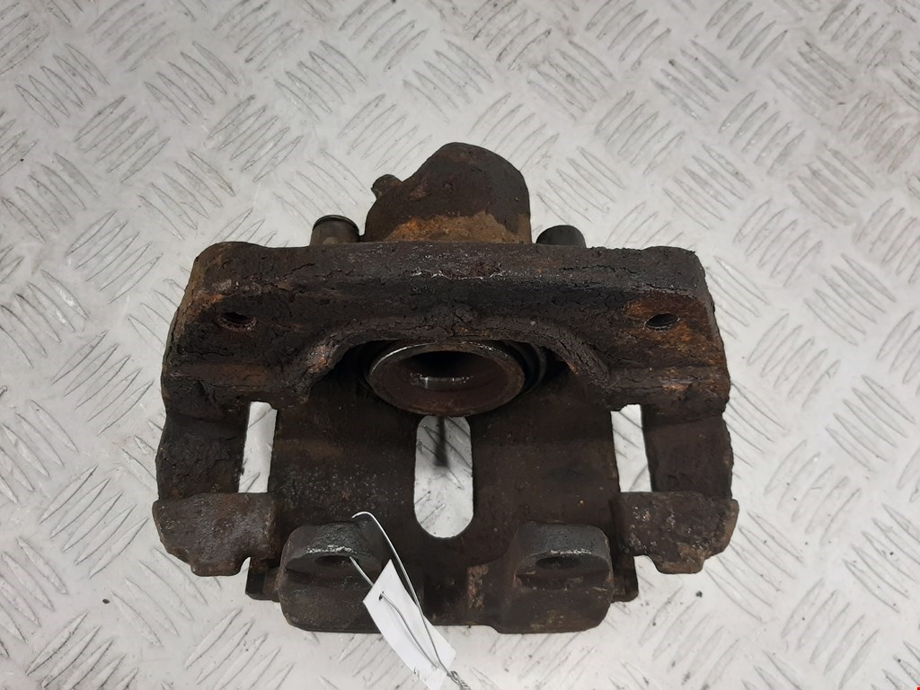 Суппорт передний правый BMW X5 E53 1999-2006