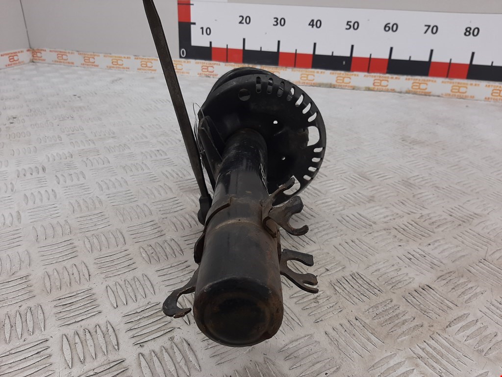 Амортизатор передний правый SEAT Toledo 2012-2019