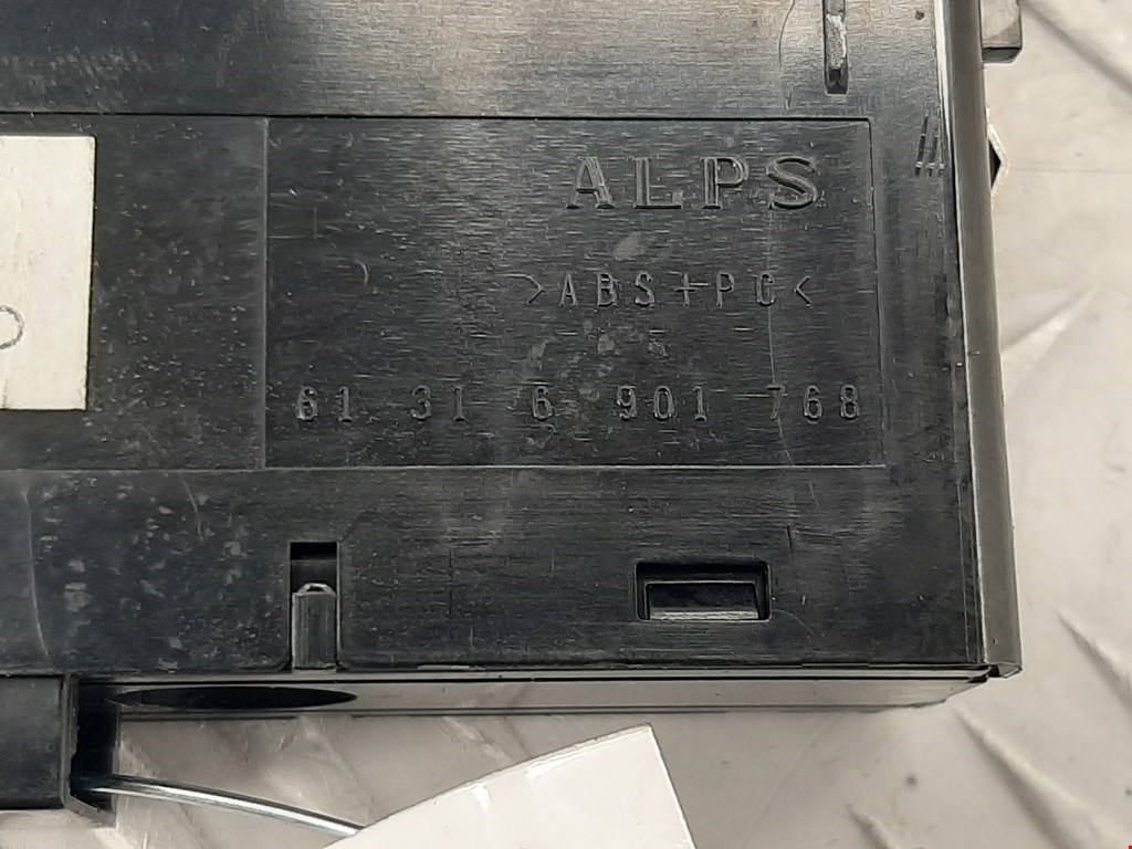 Кнопка аварийной сигнализации (аварийки) LAND ROVER Range Rover 2002-2012