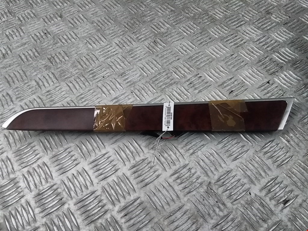 Накладка декоративная AUDI A6 C6 2004-2010