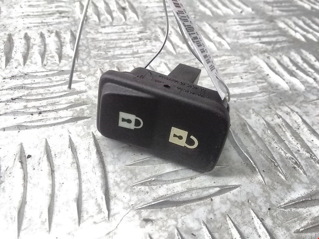 Кнопка центрального замка VOLVO V50 I 2004-2012