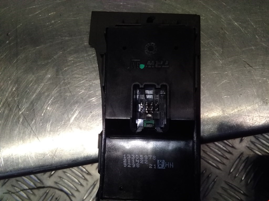 Блок управления стеклоподъемниками OPEL Astra J 2009-2017