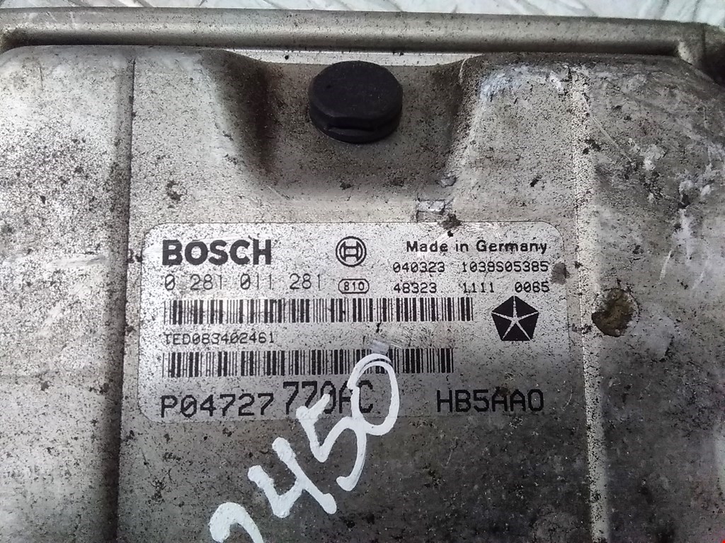 Блок управления двигателя (ЭБУ) CHRYSLER Voyager IV RG 2001-2007