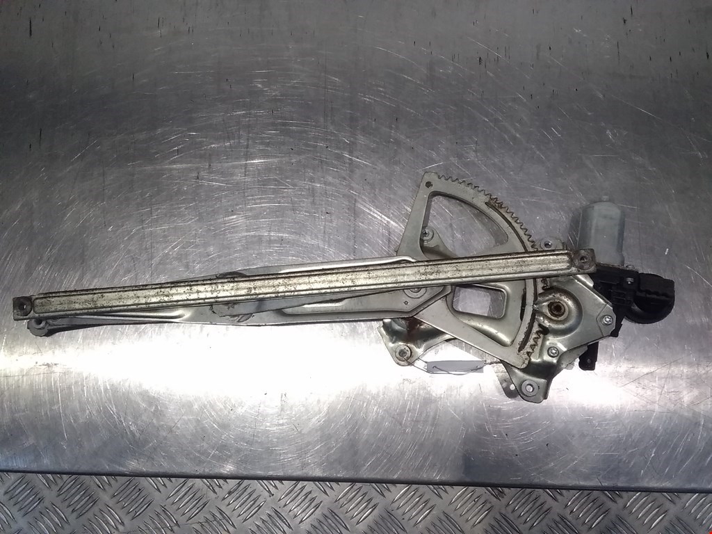 Стеклоподъемник передний правый LEXUS IS 2005-2013