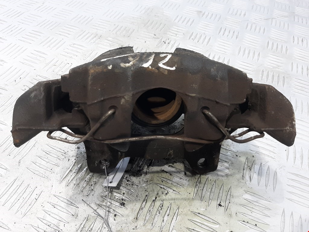 Суппорт передний правый ALFA ROMEO GT 2003-2010