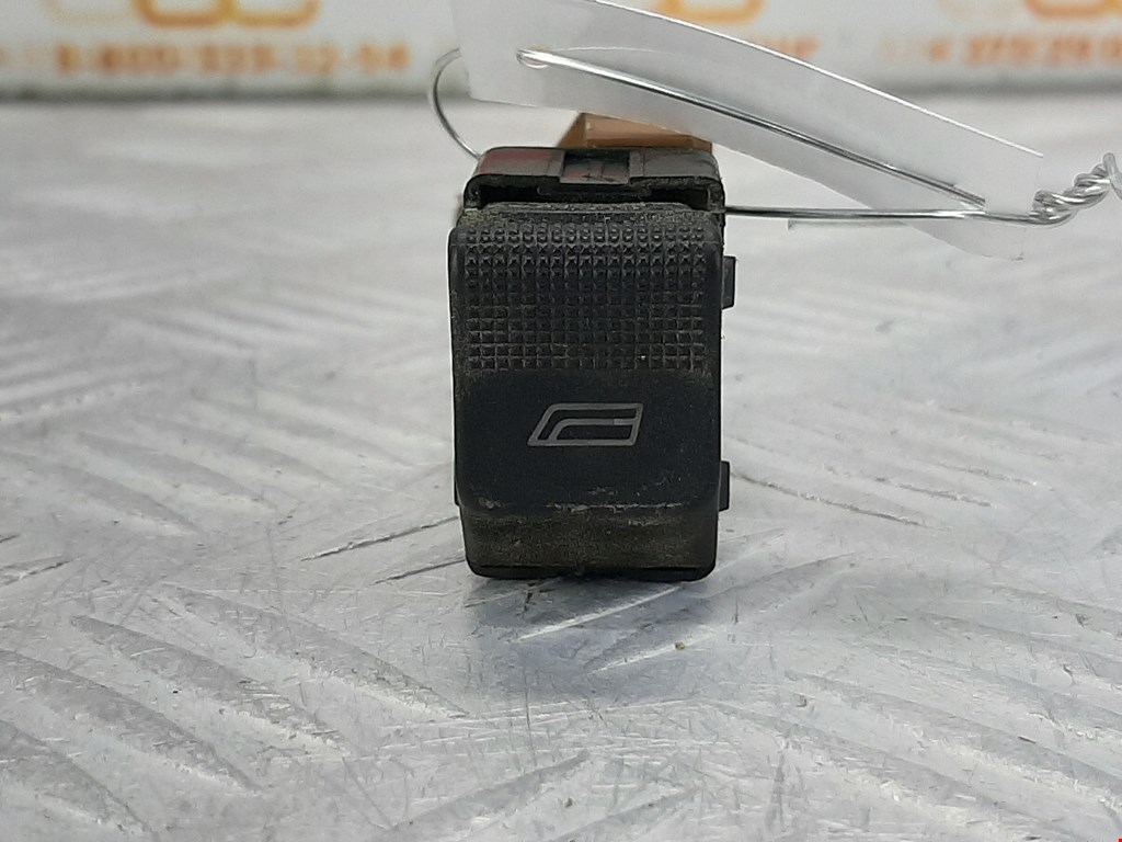 Кнопка стеклоподъемника AUDI A4 B5 1995-2001