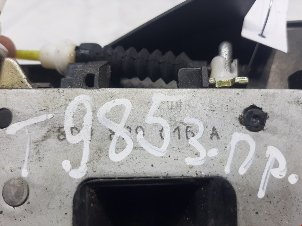 Замок двери задней правой AUDI A4 B5 1995-2001