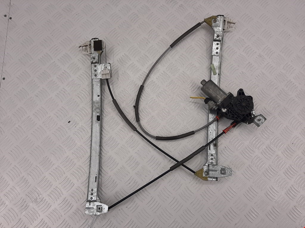 Стеклоподъемник передний правый CITROEN Xsara 1997-2000