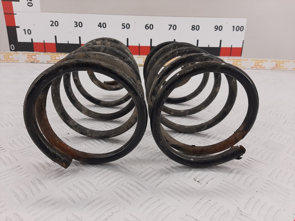 Пружина передняя левая/правая KIA Sorento 2002-2009