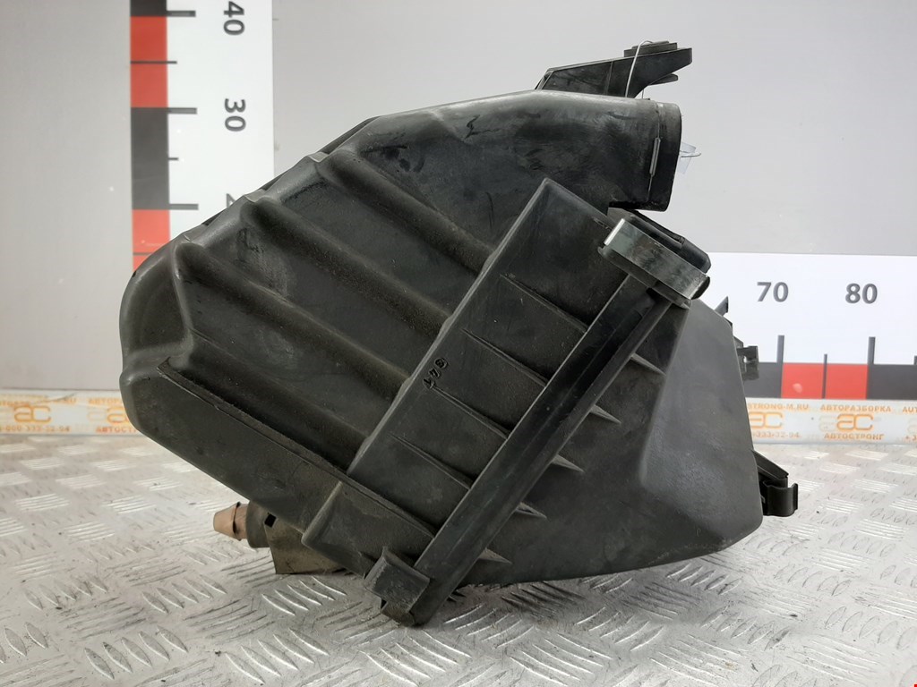 Корпус воздушного фильтра AUDI A4 B5 1995-2001