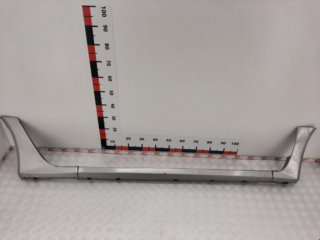 Накладка декоративная на порог правая Renault Koleos (2008-2016)