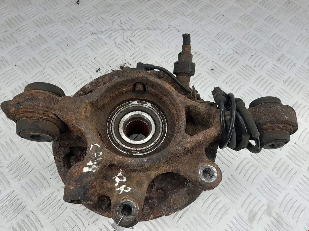 Ступица задняя правая LAND ROVER Discovery III 2005-2009