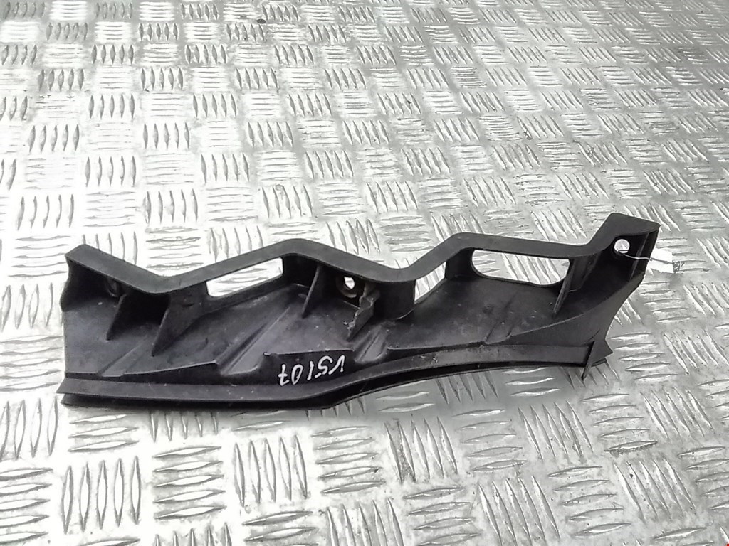 Кронштейн переднего бампера правый VOLKSWAGEN Passat B6 2005-2011