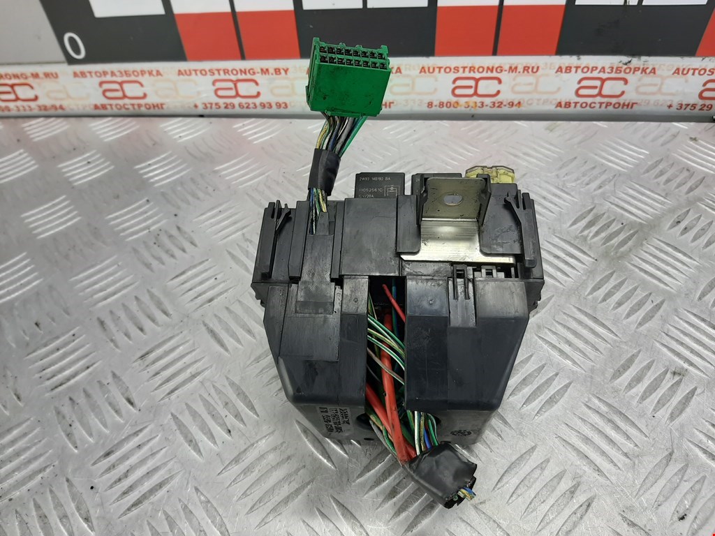 Датчик уровня в бачок омывателя FORD Mondeo III 2000-2007