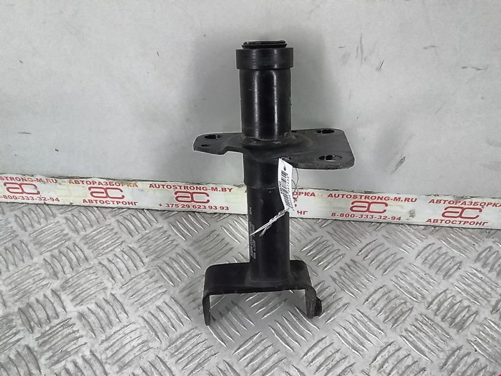 Отбойник бампера передний левый Volkswagen Passat 5 (1996-2000)