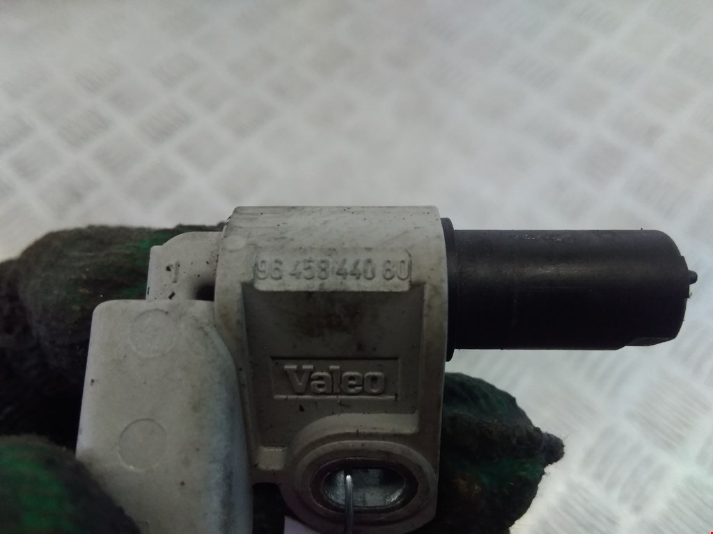 Датчик положения распредвала FORD Focus II 2005-2011