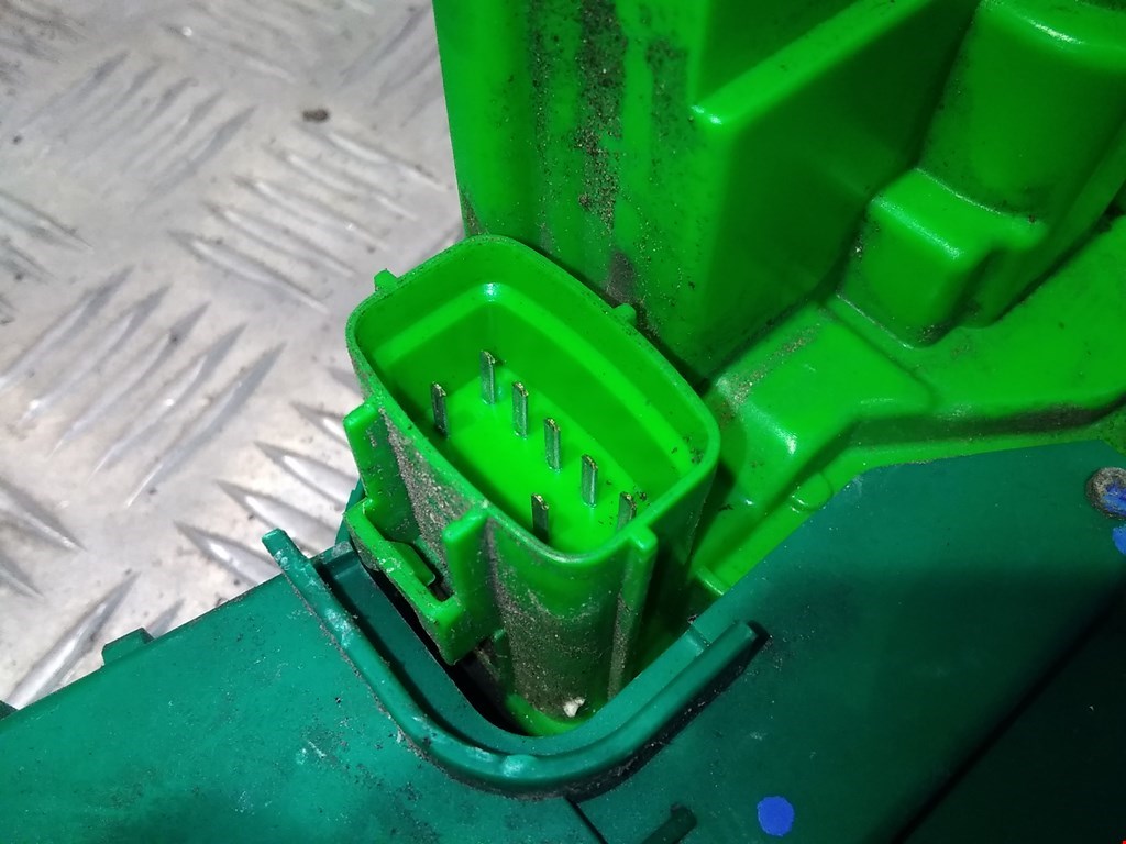 Замок двери передней правой ALFA ROMEO MiTo 2008-2018