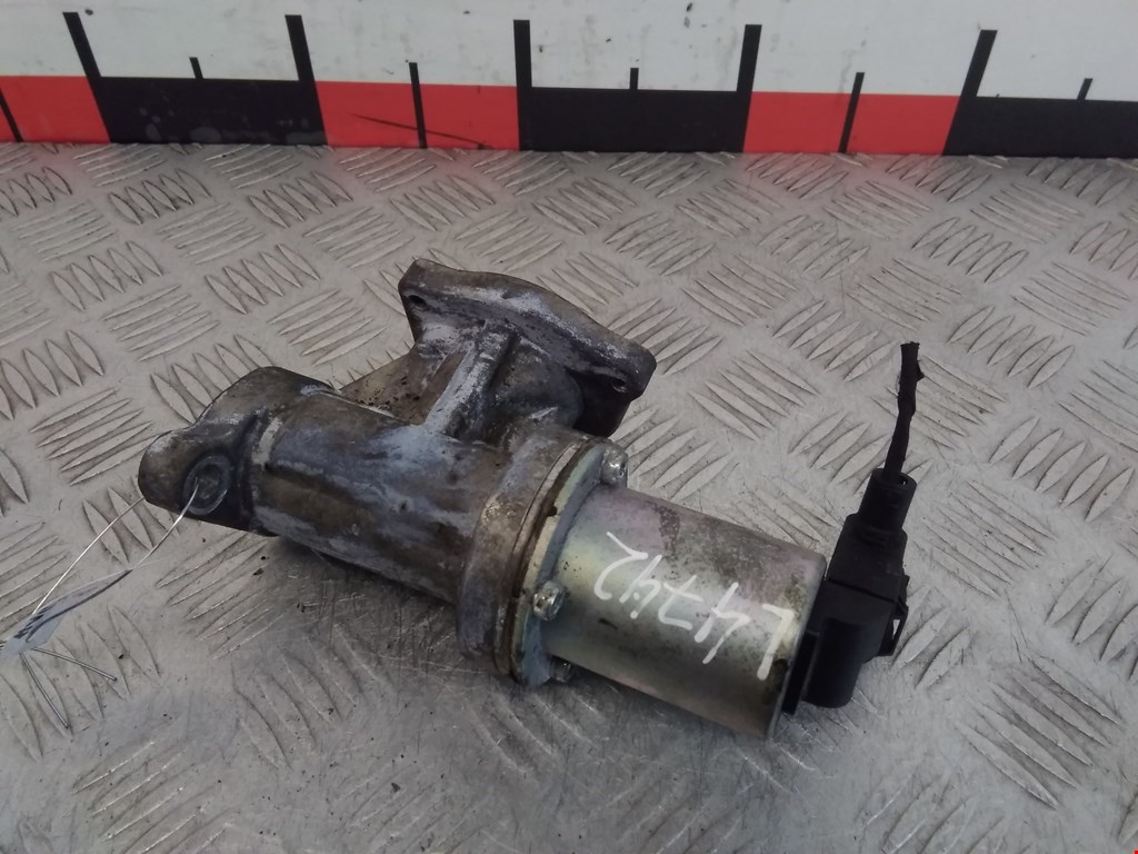 Клапан ЕГР EGR Hyundai Santa Fe 2 (CM) (2005-2012)