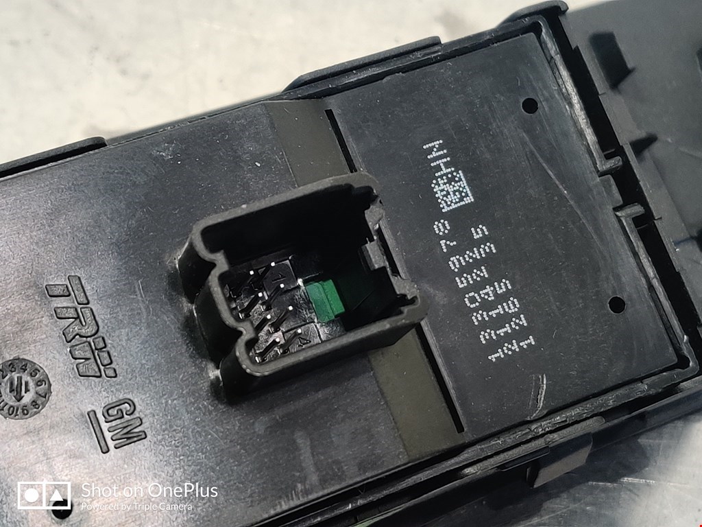 Блок управления стеклоподъемниками OPEL Astra J 2009-2017