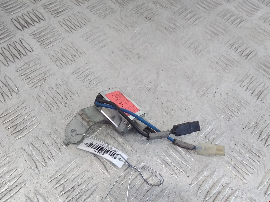 Усилитель антенны HONDA Accord VIII 2008-2013