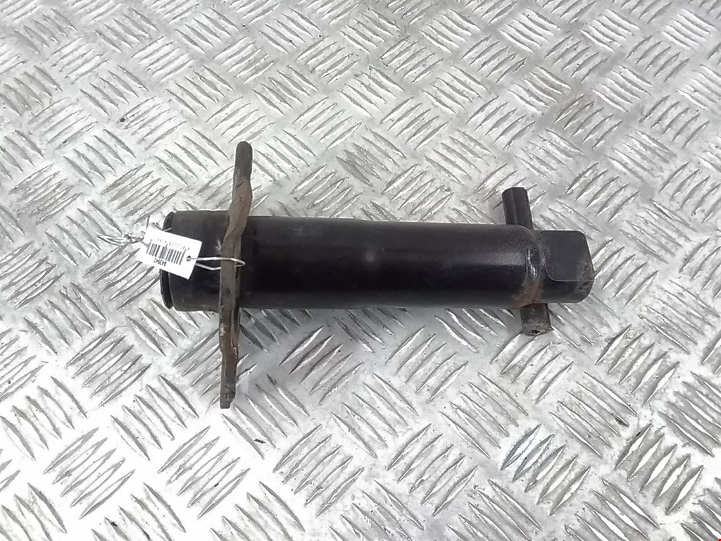 Отбойник бампера передний правый Audi A4 B7 (2004-2009)