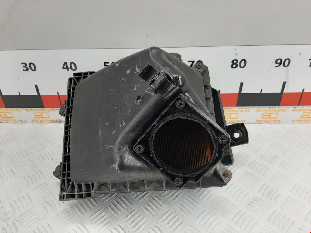 Корпус воздушного фильтра AUDI A4 B6 2001-2005