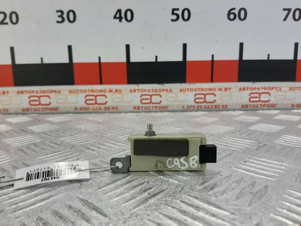 Усилитель антенны LAND ROVER Range Rover 2002-2012