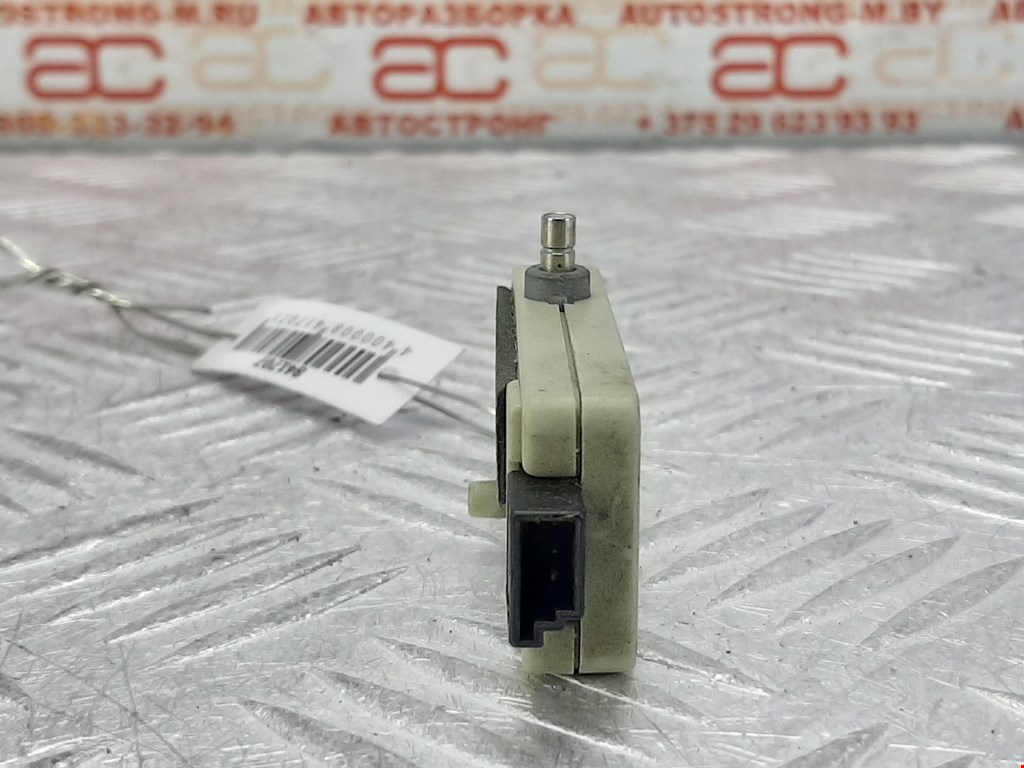 Усилитель антенны LAND ROVER Range Rover 2002-2012