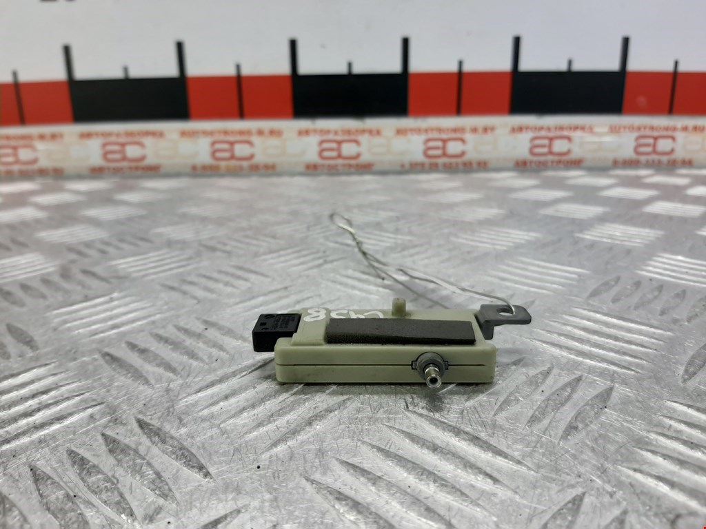 Усилитель антенны LAND ROVER Range Rover 2002-2012