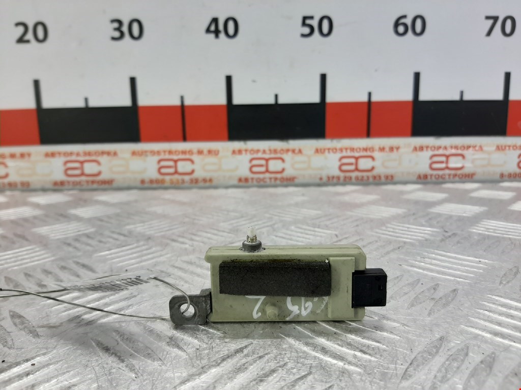 Усилитель антенны LAND ROVER Range Rover 2002-2012