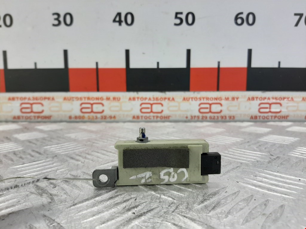 Усилитель антенны LAND ROVER Range Rover 2002-2012