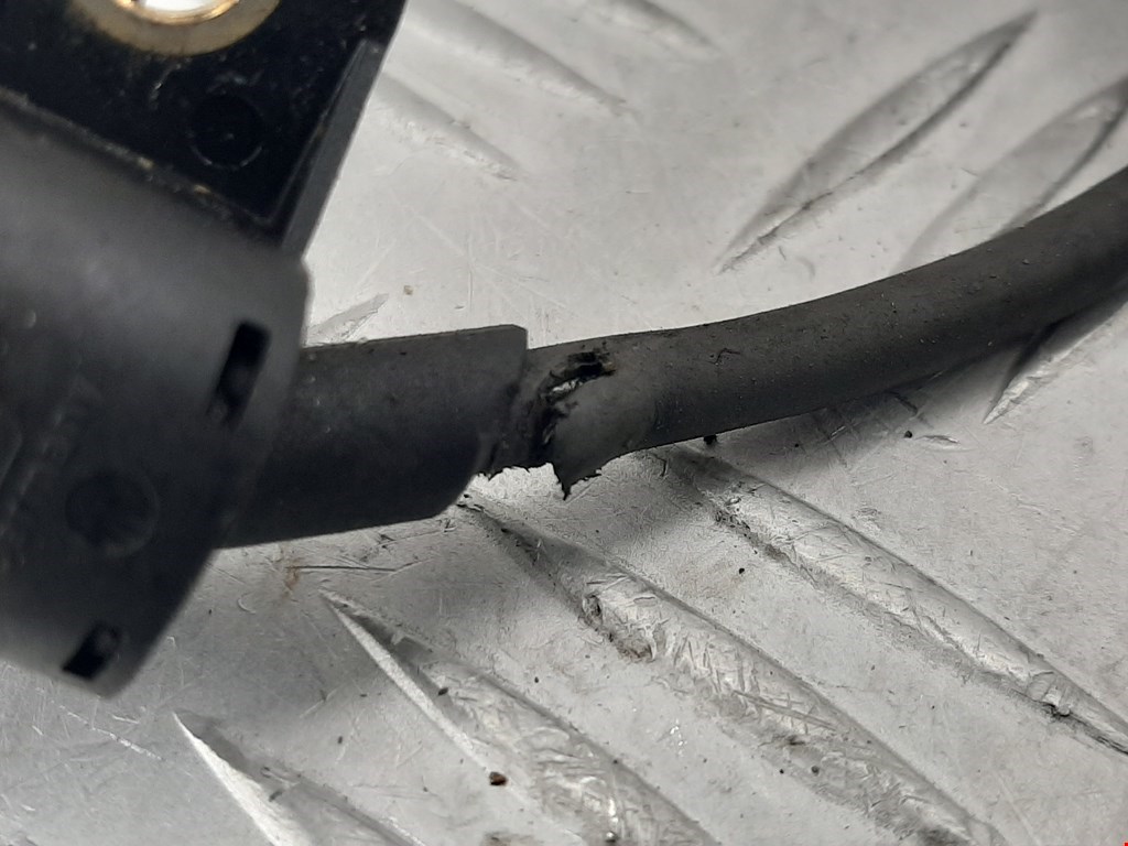 Датчик положения распредвала VOLKSWAGEN Golf V 2003-2009