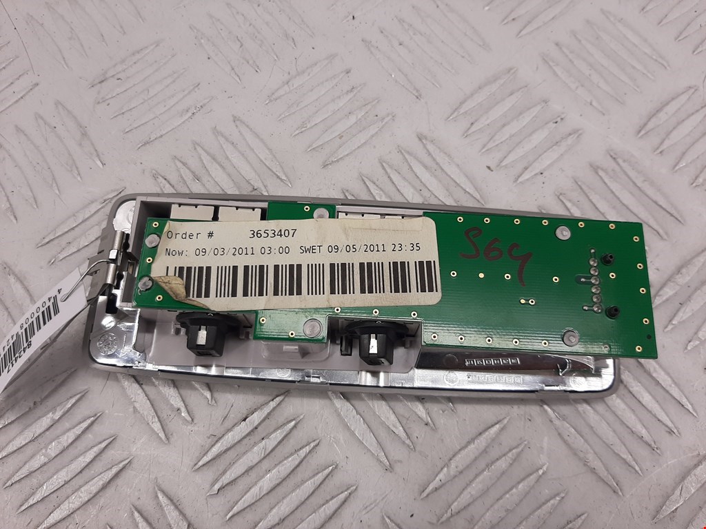 Плафон салонный (салона фонарь) BMW X3 F25 2010-2017